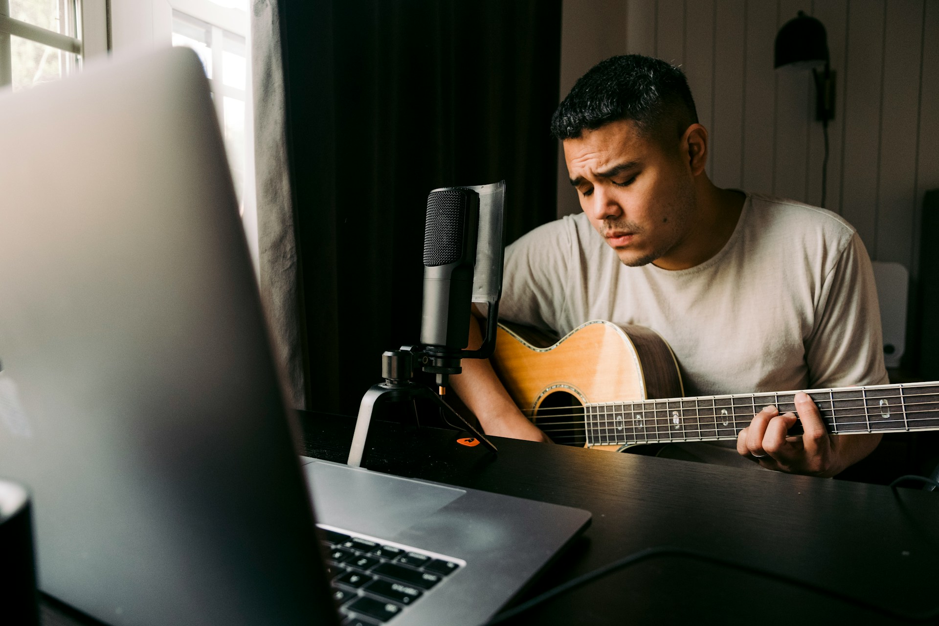 Storytelling in Songwriting